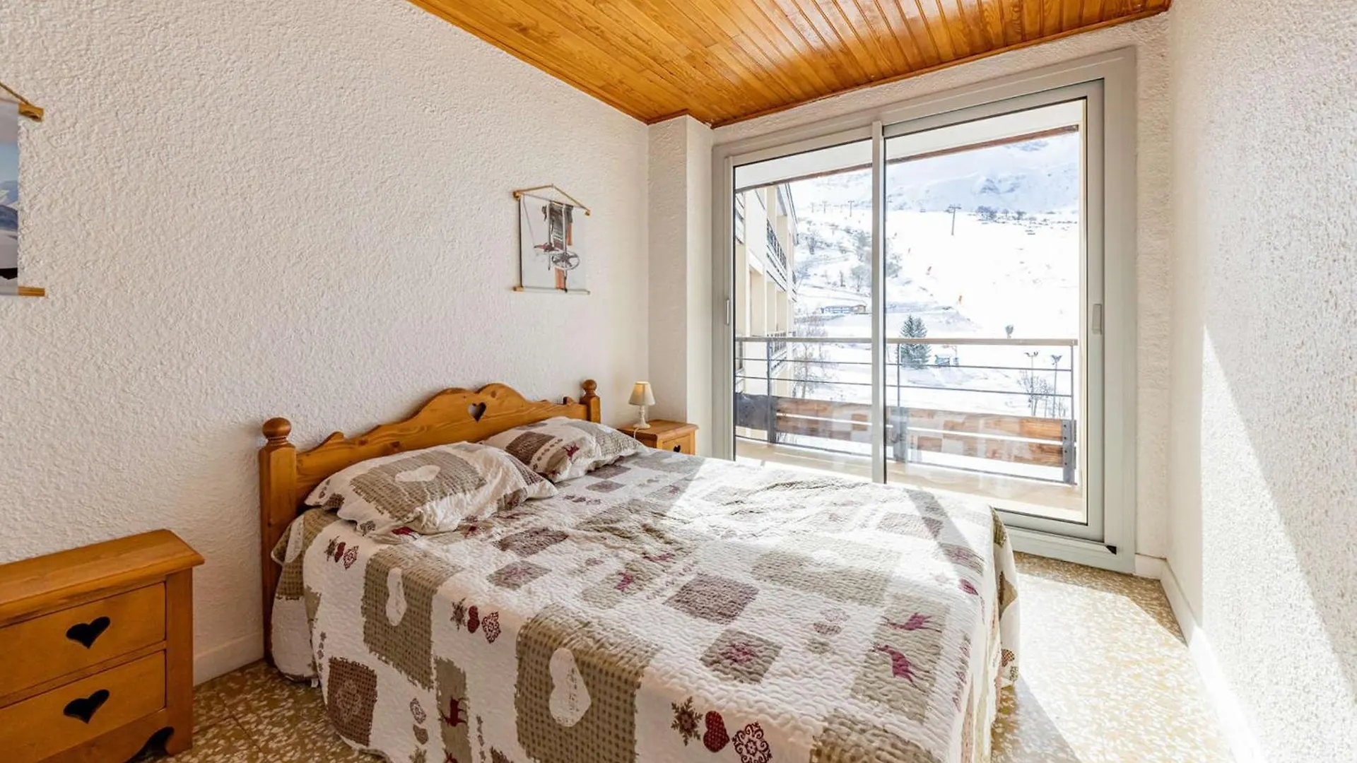 Saint-Francois-Longchamp: Appartement T3, 8 Pers, Pistes A Cote, Balcon Sud - Fr-1-807-9
